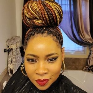 Meet your Posher, Tanika